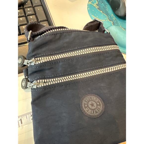 Kipling Navy Nylon Crossbody Bag Preowned - Picture 1 of 7